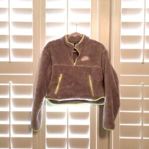 Nike Fuzzy Cropped Top Women’s Size S